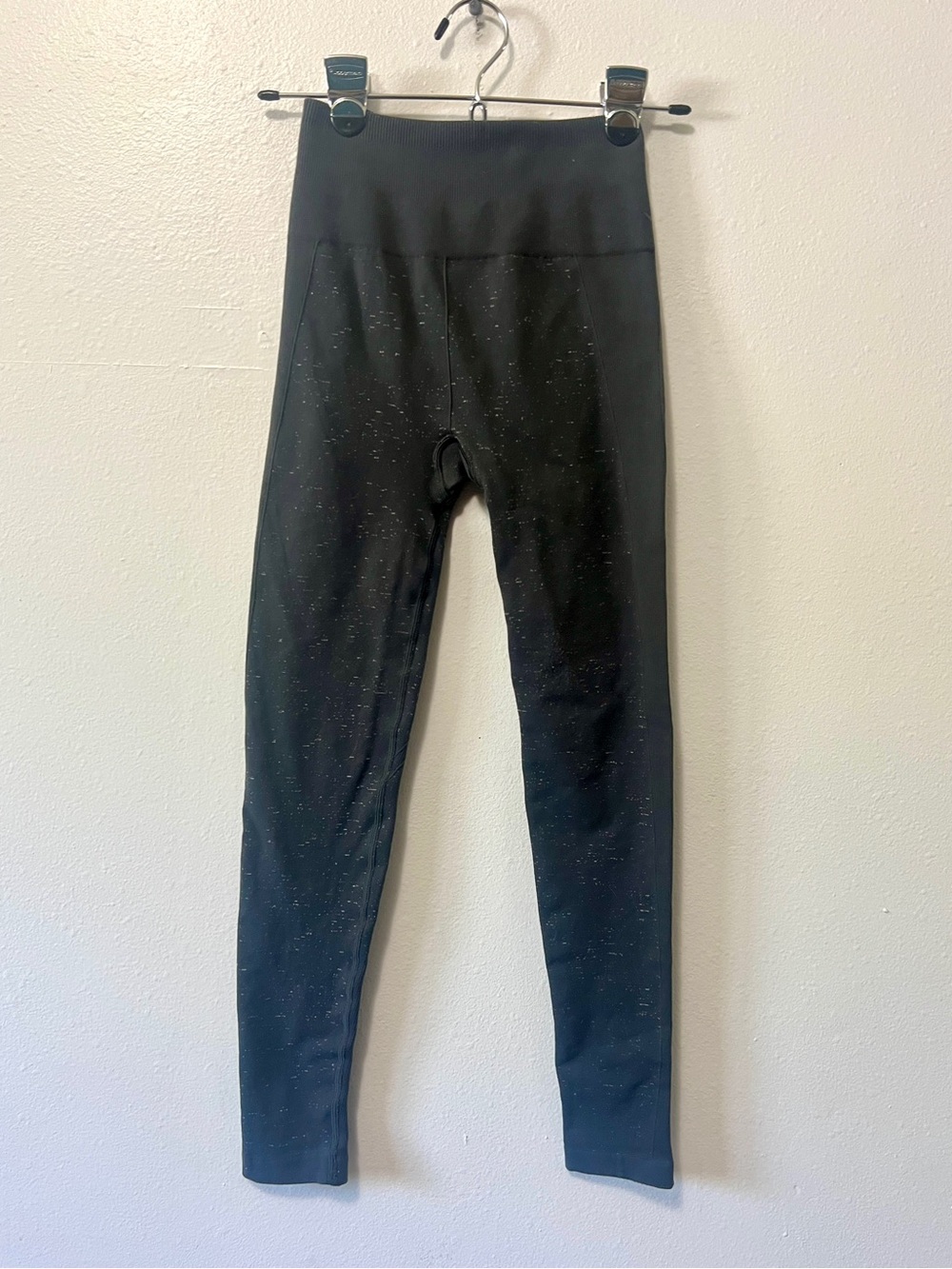 Lululemon Athletica Grey Speckled Ebb to Street Leggings - Size 4 - Picture 6 of 12
